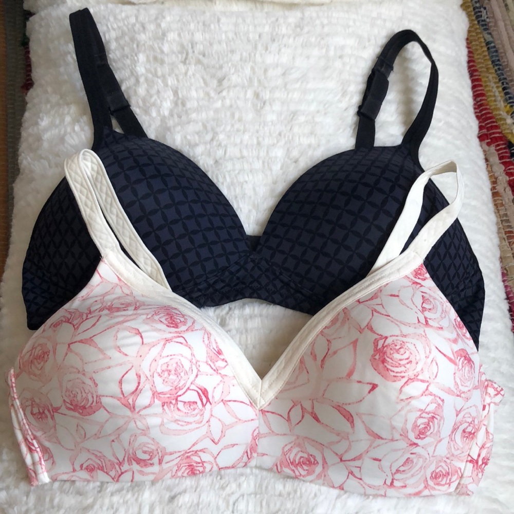 2 Warner’s wireless bras, size 36B